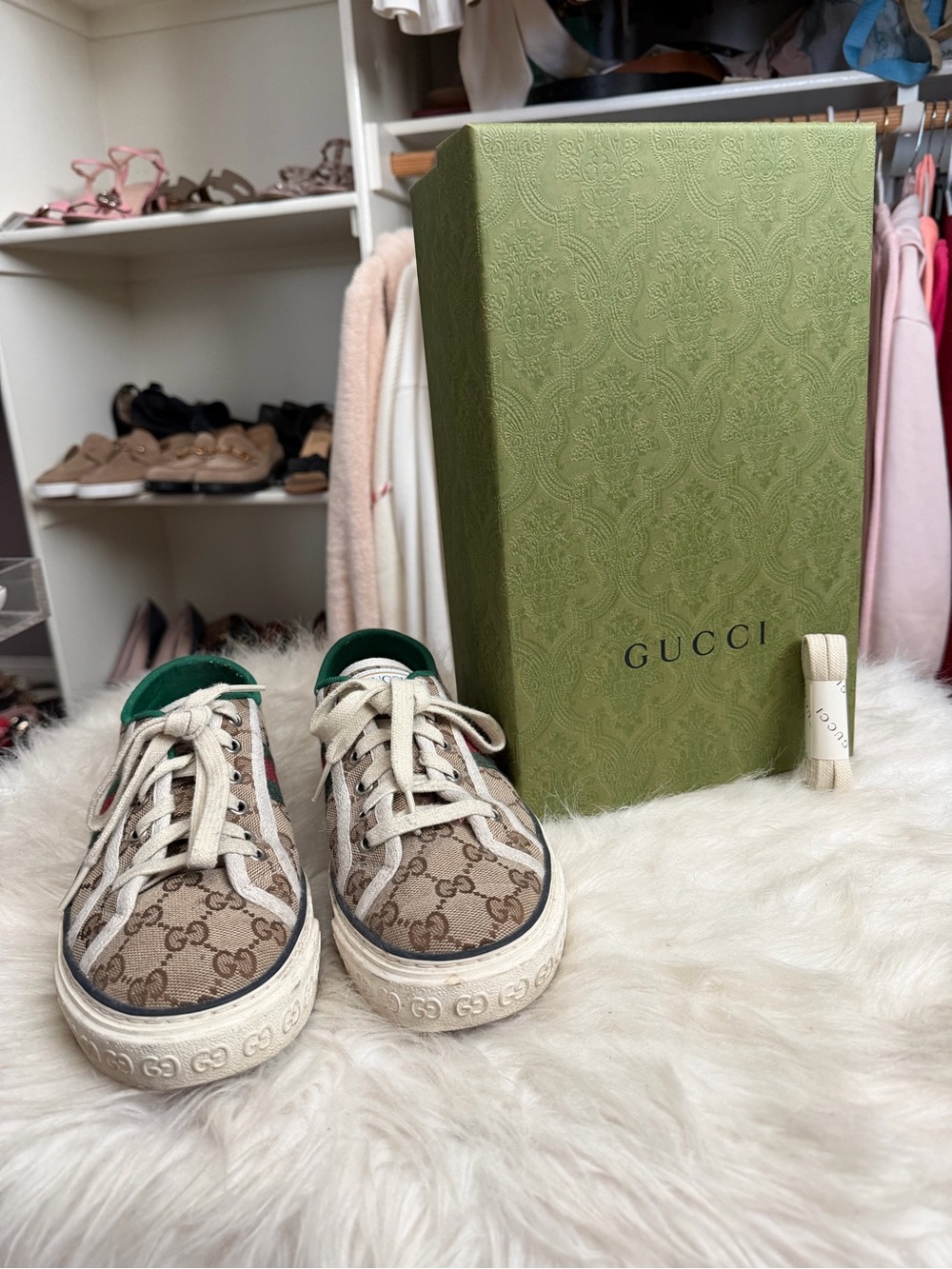 Gucci Beige GG Canvas Low-Top Sneakers with Green Accents